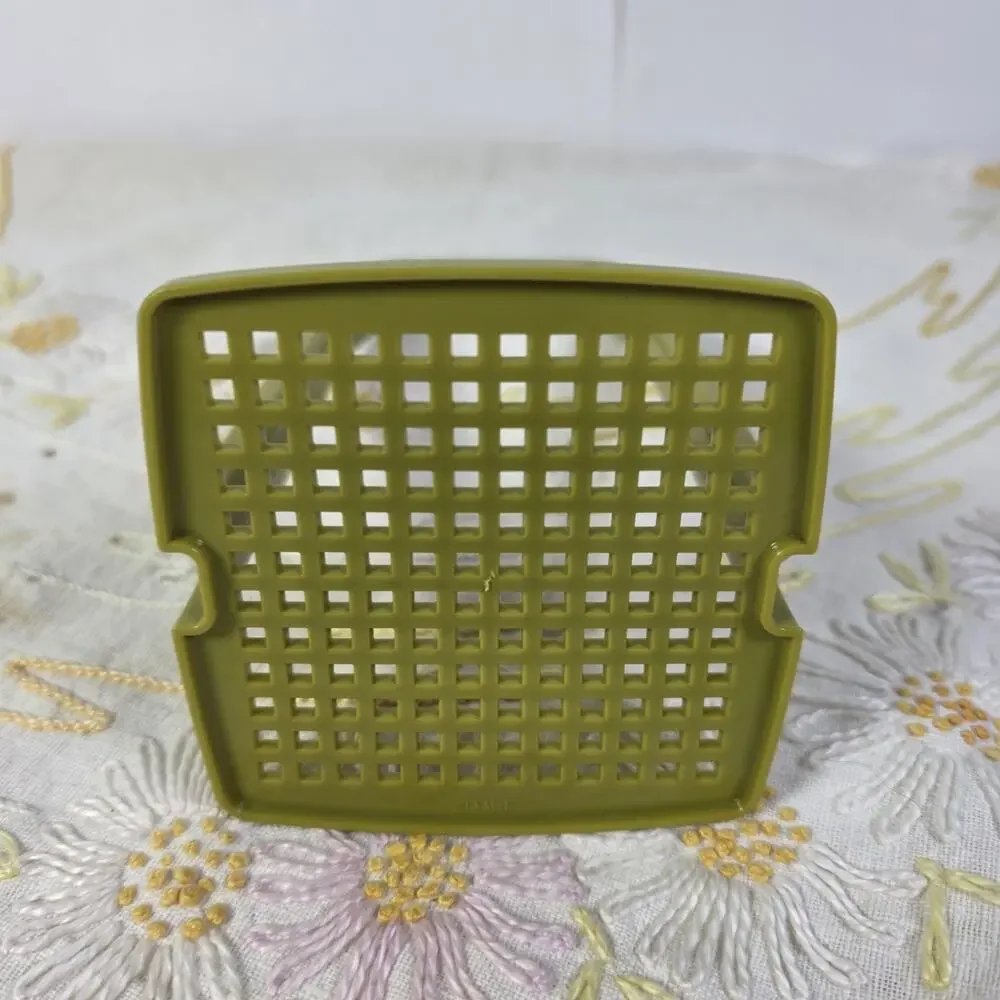 Vintage Tupperware Pickle Keeper Lifter Avocado Green Replacement Part 1331-4